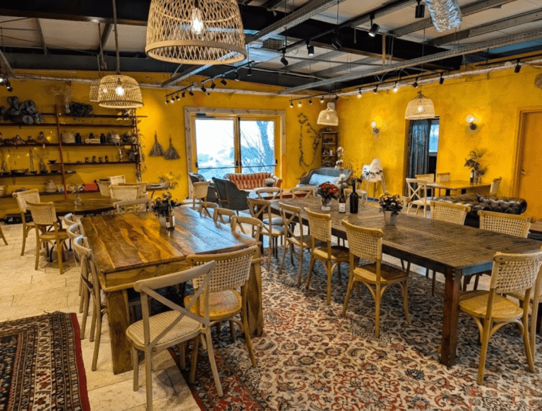 איזור משותף בית אורן המועדון של ענת ריטריט גירושין